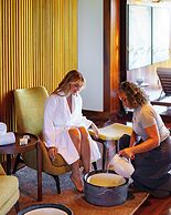 Zendaya Resort Beach Sport & Spa