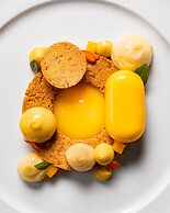 Zendaya Resort Beach Sport & Spa