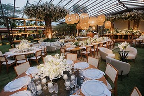 Zendaya Resort Beach Sport & Spa