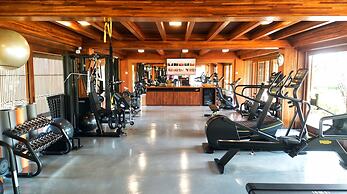 Zendaya Resort Beach Sport & Spa