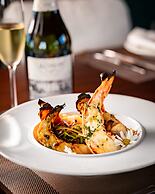 Zendaya Resort Beach Sport & Spa