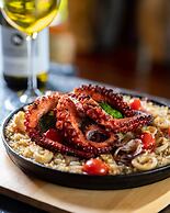 Zendaya Resort Beach Sport & Spa