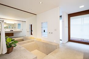 Zendaya Resort Beach Sport & Spa