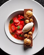 Zendaya Resort Beach Sport & Spa