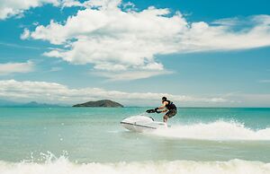 Zendaya Resort Beach Sport & Spa