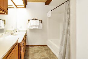 Lakeview Fishing House #121