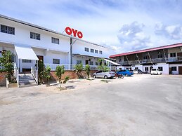 OYO 44011 Weng Bee Guest House