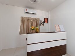 OYO 44011 Weng Bee Guest House