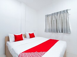 OYO 44011 Weng Bee Guest House