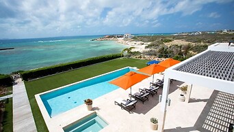 Villa Champagne Shores