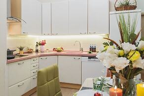 GM Apartment Serafimovicha 2 - 88