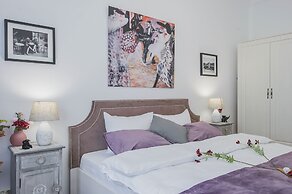 GM Apartment Spiridonovka