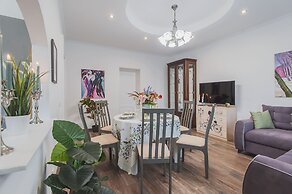 GM Apartment Spiridonovka