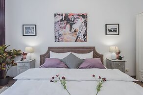 GM Apartment Spiridonovka