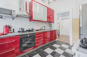 GM Apartment Spiridonovka