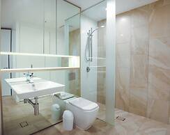 Hostrelax Residences on South Bank