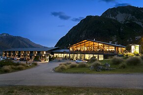 Mt Cook Lodge & Motels