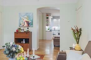 GM Apartment Staropimenovskiy 16