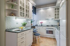 GM Apartment Staropimenovskiy 16