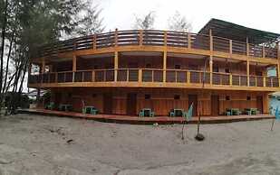 Camp Rofelio Surfing Beach Resort