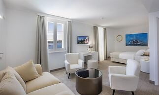 Aminess Younique Bellevue Hotel