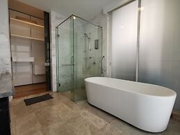 MZ Suite at The Face Platinum Suites