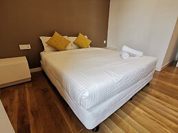 MZ Suite at The Face Platinum Suites