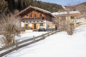 Chalet Glemmtal - Haus Dorfblick