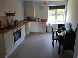 Pretty Properties Chaldron Court