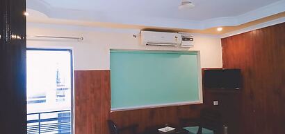 Hotel Leisure Palace