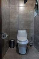 Masaumbezi River Lodge