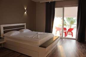 Palmanova Beach Mardok