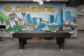 Tru by Hilton Charlotte Airport Lake Pointe