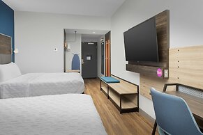 Tru by Hilton Charlotte Airport Lake Pointe