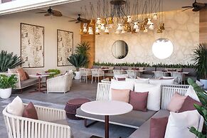 Canopy by Hilton West Palm Beach Downtown