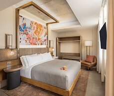 Canopy by Hilton West Palm Beach Downtown