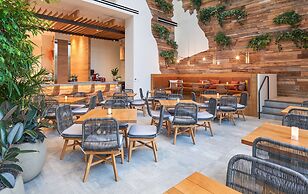 Canopy by Hilton West Palm Beach Downtown