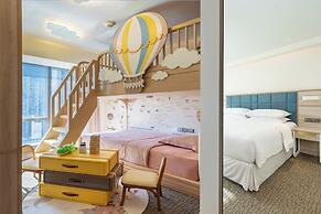 Four Points by Sheraton Surabaya, Pakuwon Indah