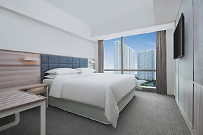 Four Points by Sheraton Surabaya, Pakuwon Indah