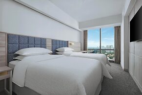 Four Points by Sheraton Surabaya, Pakuwon Indah