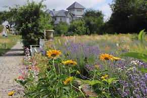 Maison Blanche Ecohouse Mytnitsa
