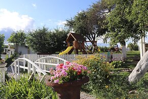 Maison Blanche Ecohouse Mytnitsa