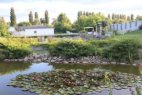 Maison Blanche Ecohouse Mytnitsa