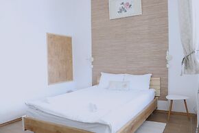Mini-hotel Maison Blanche Kyiv
