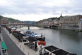 L'Inattendu sur la Croisette Dinant Centre