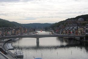 L'Inattendu sur la Croisette Dinant Centre