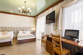 Hotel Rancho 636