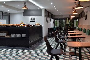 Suites Hotel Le Yacht