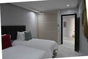 Suites Hotel Le Yacht