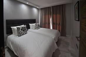 Suites Hotel Le Yacht